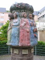 Памятник кёльнским женщинам.