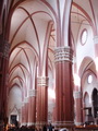 Интерьер собора Сан-Петронио