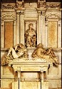 "Гробница Джулиано" работы Микеланджело