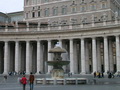 Фонтан на площади Святого Петра