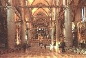 Интерьер церкви Санта Мария Глориоза деи Фрари